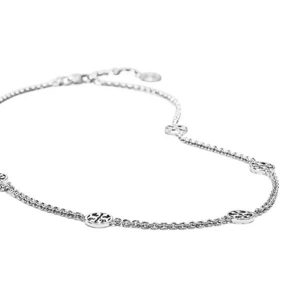 TORY BURCH Delicate Logo Necklace Silver - Picture 3 of 4